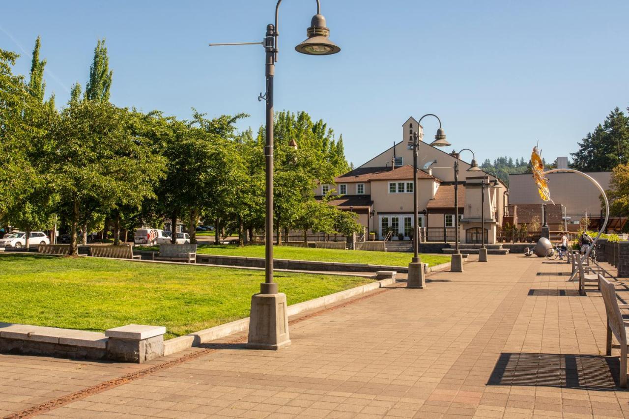 Lakeshore Inn Lake Oswego Luaran gambar