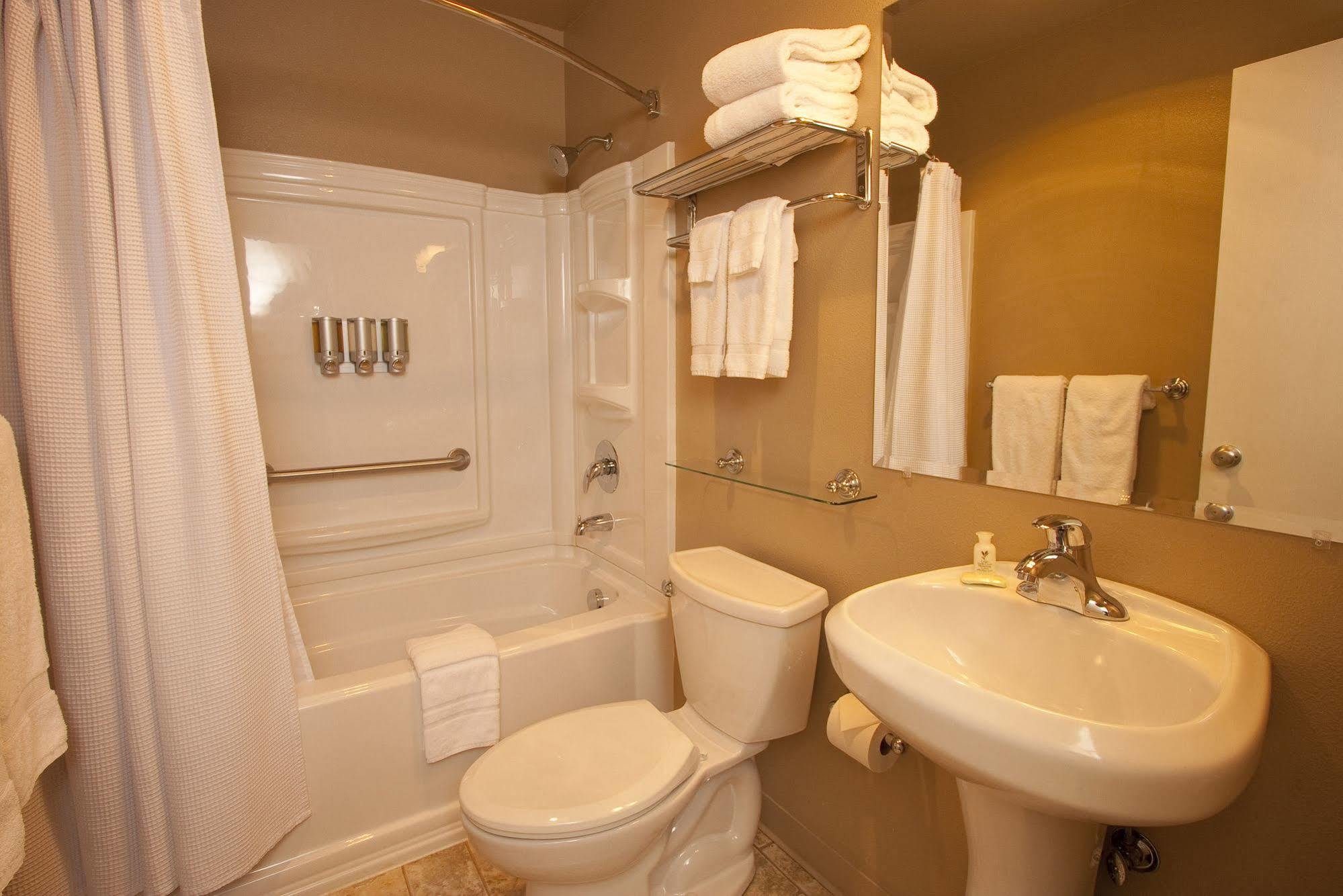 Lakeshore Inn Lake Oswego Luaran gambar